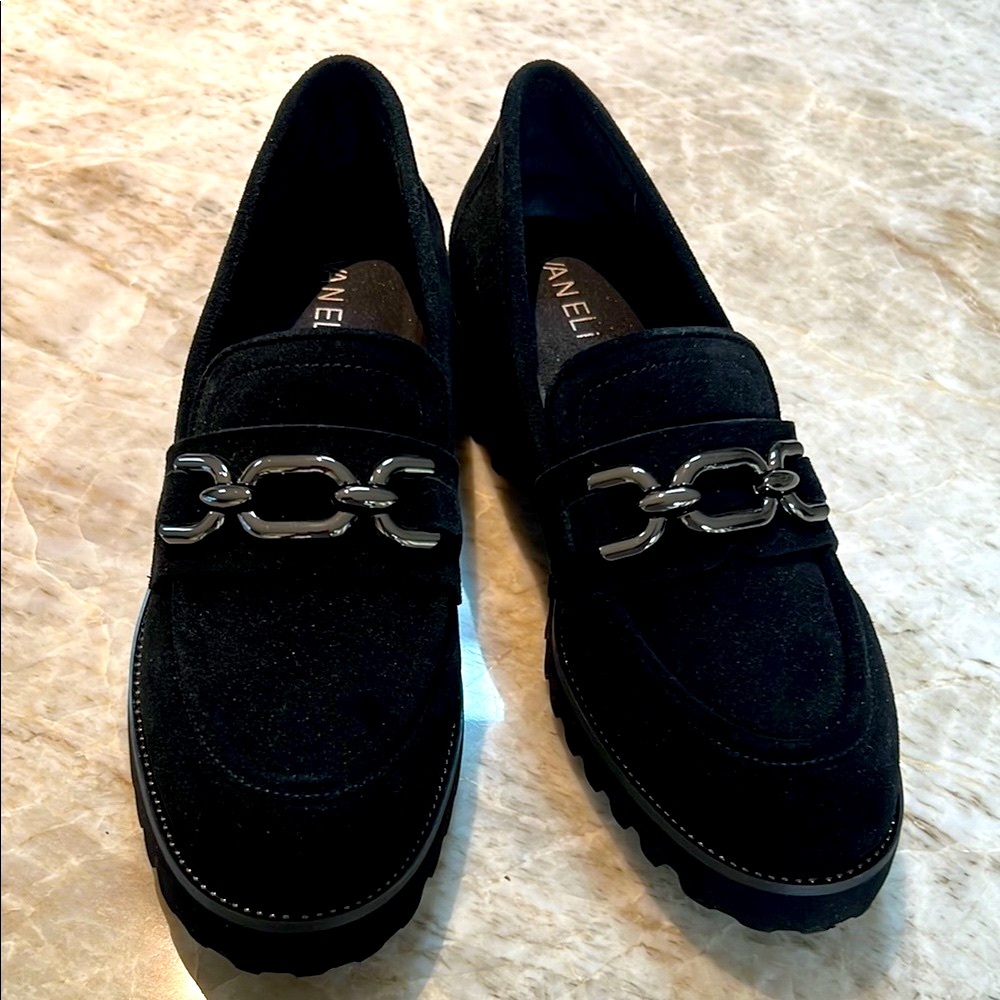 Vaneli Black Loafers with Chain-Link Detail
